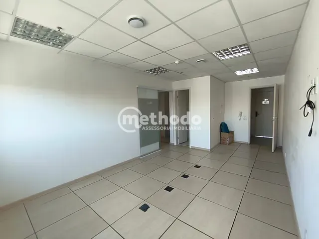 Sala com 36m², à venda, no bairro Cambuí em Campinas