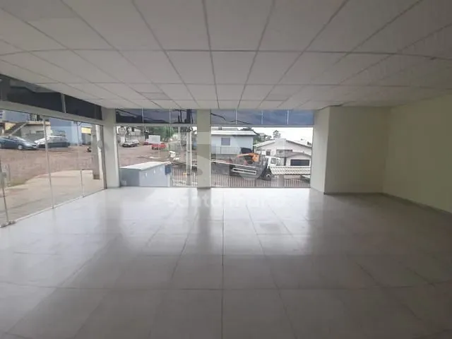 Sala com 200m², para alugar, no bairro Efapi em Chapecó