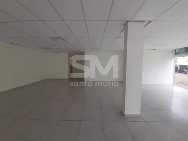 Sala com 200m², para alugar, no bairro Efapi em Chapecó