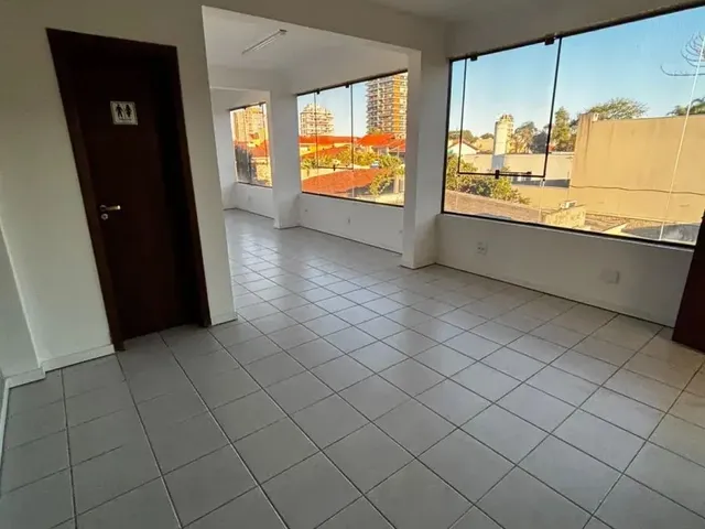 Sala para alugar, no bairro São Pedro em São José Dos Pinhais