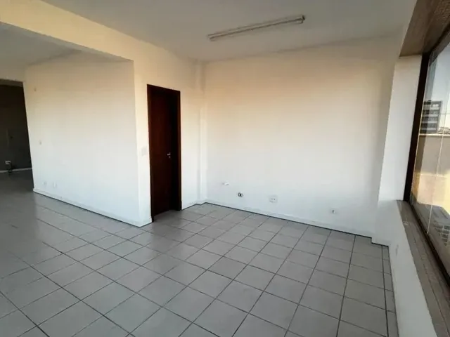 Sala para alugar, no bairro São Pedro em São José Dos Pinhais