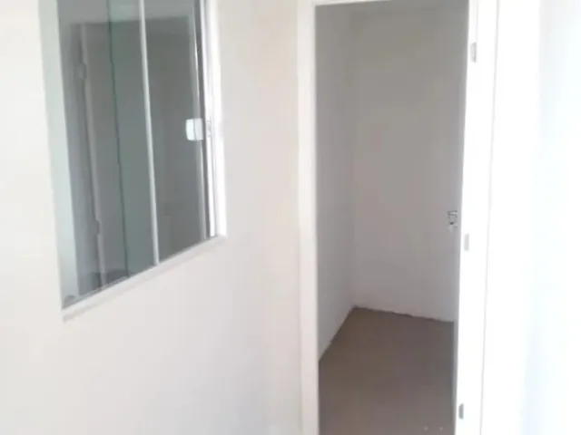 Sala para alugar, no bairro Cabral em Curitiba