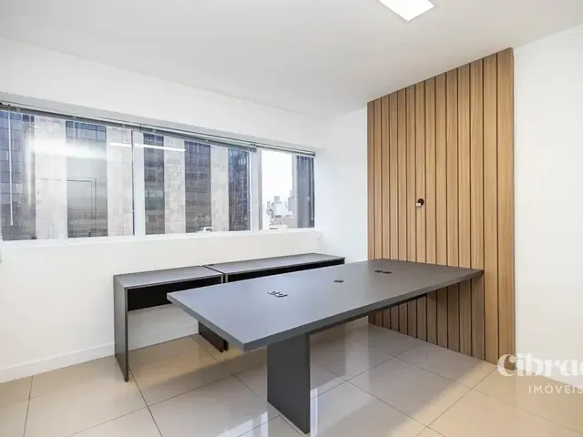 Sala para alugar, no bairro Centro Cívico em Curitiba