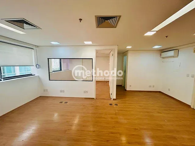 Sala com 46m², à venda ou para alugar, no bairro Cambuí em Campinas