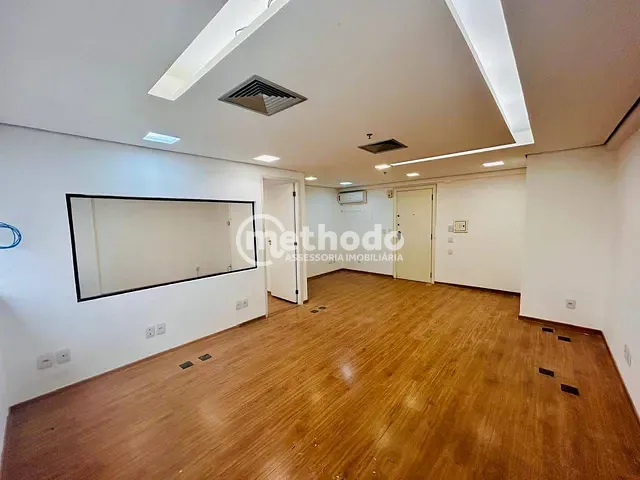 Sala com 46m², à venda ou para alugar, no bairro Cambuí em Campinas