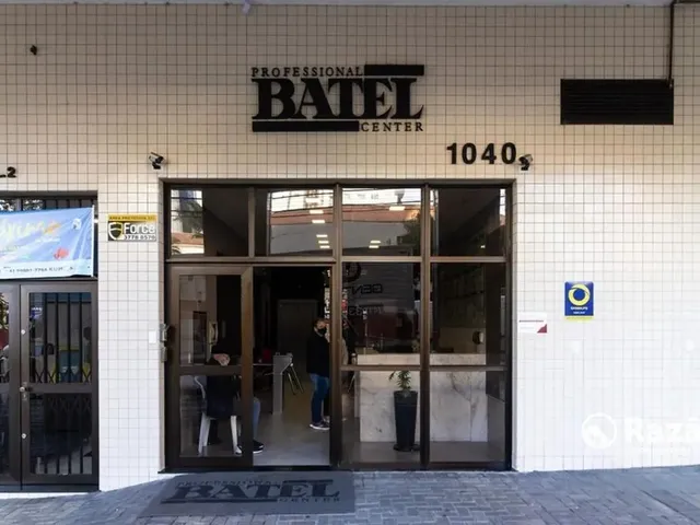 Sala para alugar, no bairro Batel em Curitiba
