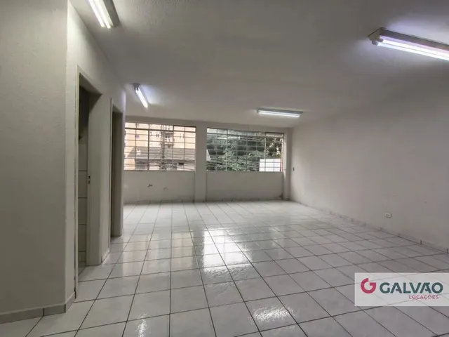 Sala para alugar, no bairro Portão em Curitiba
