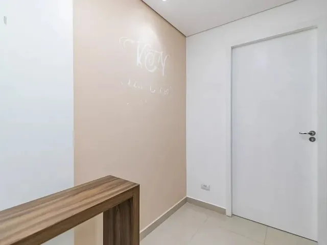 Sala à venda, no bairro Capão Raso em Curitiba