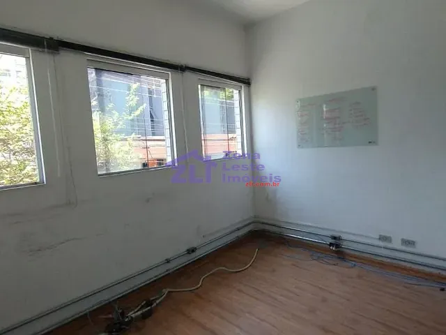 Sala com 440m², para alugar, no bairro Belenzinho em São Paulo