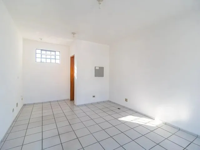 Sala para alugar, no bairro Cristo Rei em Curitiba