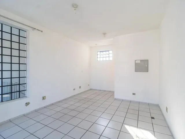 Sala para alugar, no bairro Cristo Rei em Curitiba
