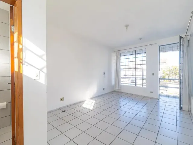 Sala para alugar, no bairro Cristo Rei em Curitiba