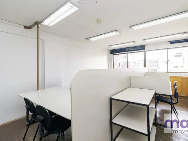 Sala à venda, no bairro Centro em Curitiba