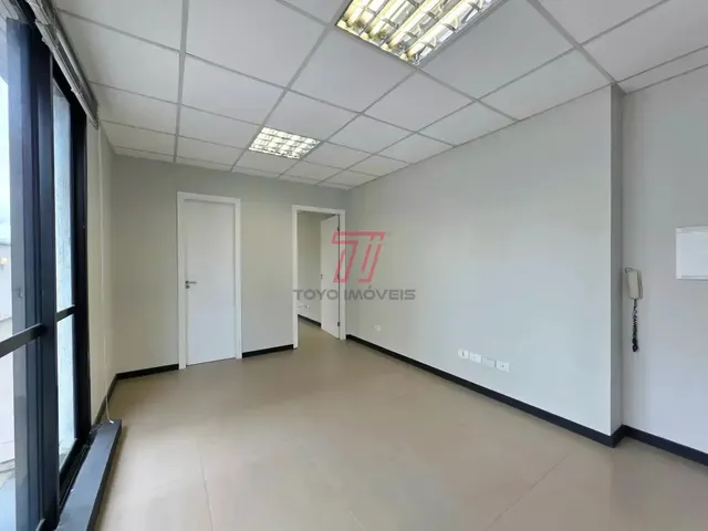 Sala para alugar, no bairro Portão em Curitiba