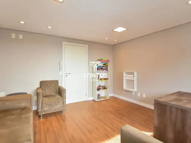 Sala à venda, no bairro Bigorrilho em Curitiba