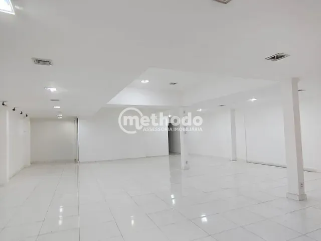 Sala com 371m², para alugar, no bairro Centro em Campinas