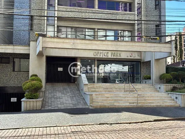 Sala para alugar, no bairro Cambuí em Campinas