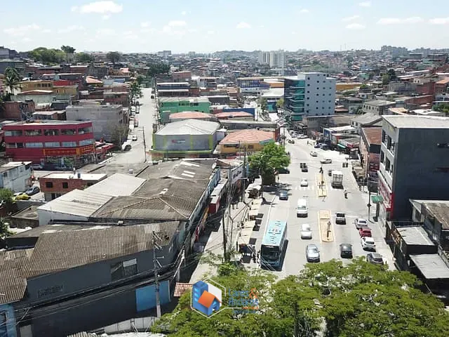 Prédio com 276m², à venda, no bairro Jardim Santa Tereza em Embu Das Artes