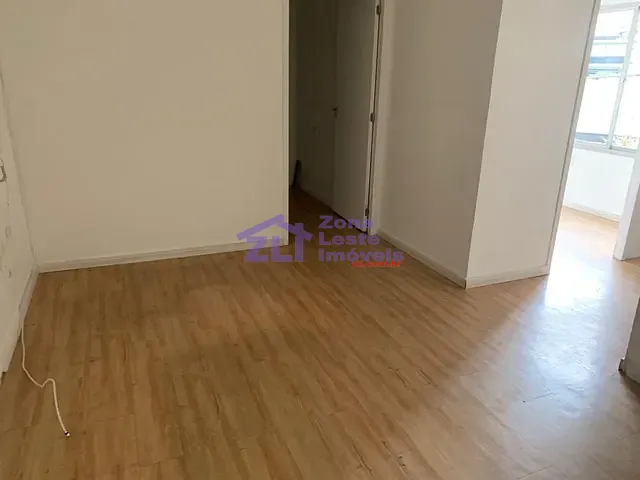 Sala com 38m², para alugar, no bairro Vila Carrão em São Paulo