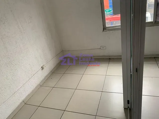 Sala com 38m², para alugar, no bairro Vila Carrão em São Paulo