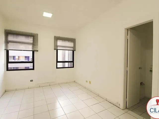 Sala para alugar, no bairro Centro em Curitiba