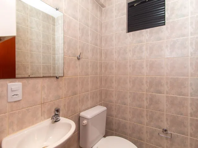 Sala para alugar, no bairro Água Verde em Curitiba