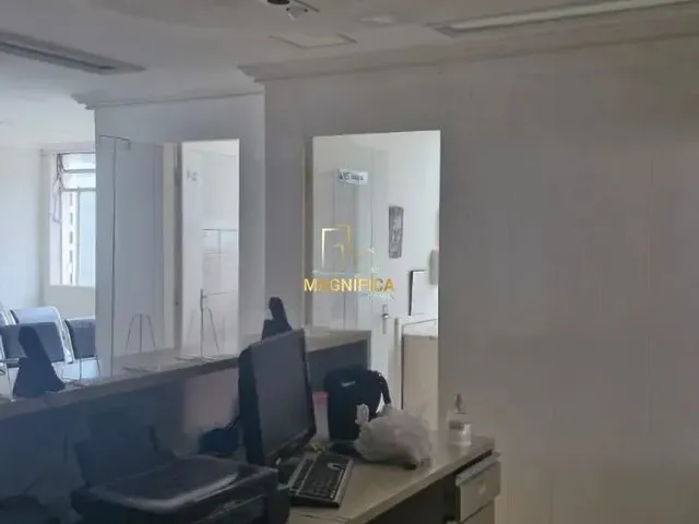 Sala à venda, no bairro Centro em Curitiba