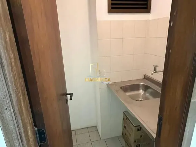 Sala à venda, no bairro Água Verde em Curitiba