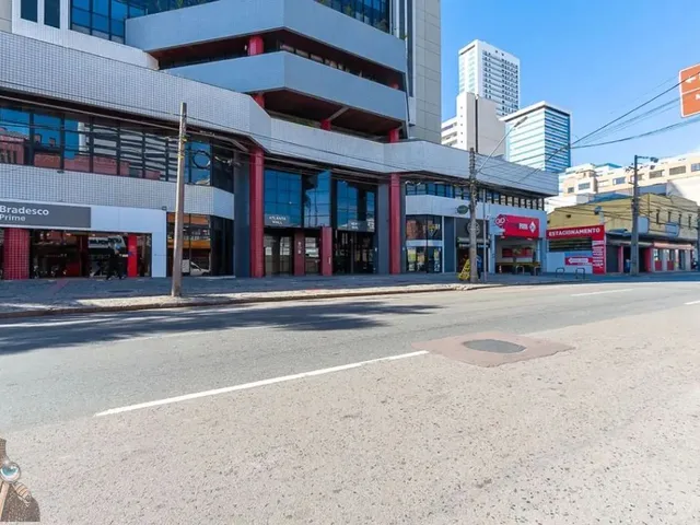 Sala à venda, no bairro Centro em Curitiba