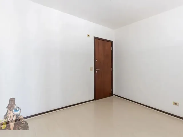 Sala à venda, no bairro Centro em Curitiba