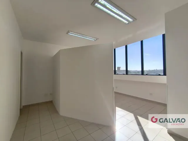 Sala para alugar, no bairro Ahú em Curitiba