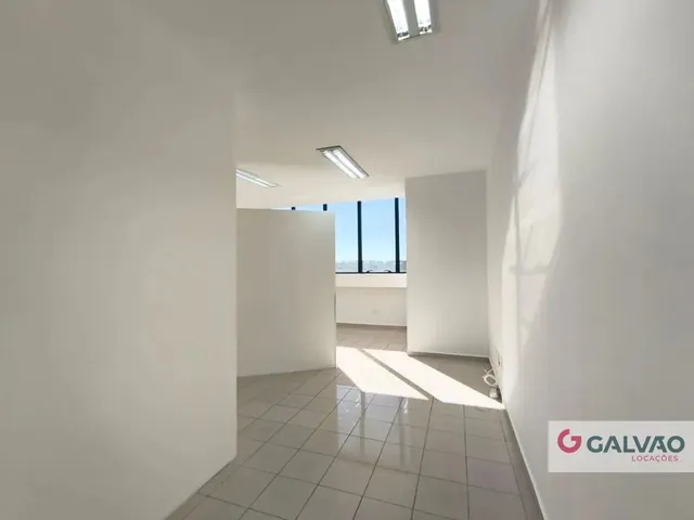 Sala para alugar, no bairro Ahú em Curitiba