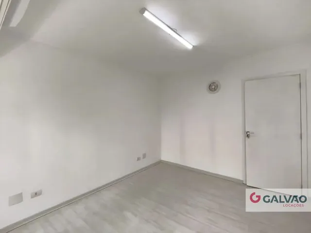Sala para alugar, no bairro Água Verde em Curitiba
