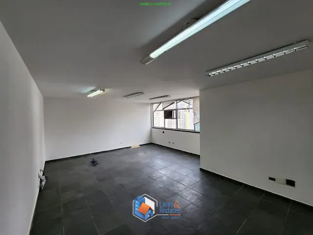 Sala com 42m², à venda, no bairro Paraíso em São Paulo