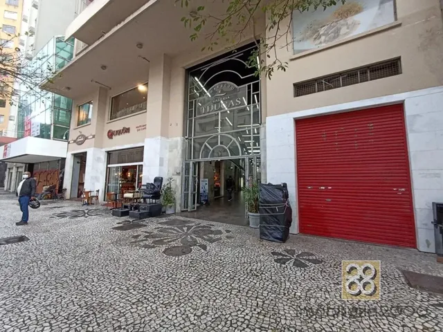 Sala à venda, no bairro Centro em Curitiba