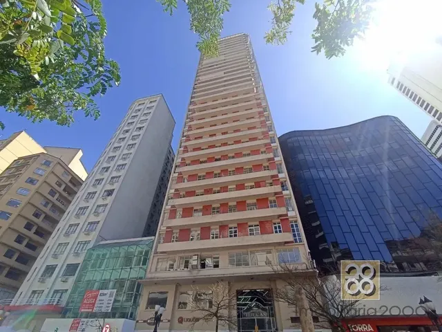 Sala à venda, no bairro Centro em Curitiba