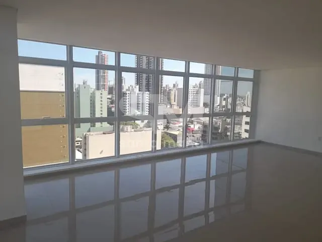Sala com 113m², para alugar, no bairro Centro em Chapecó
