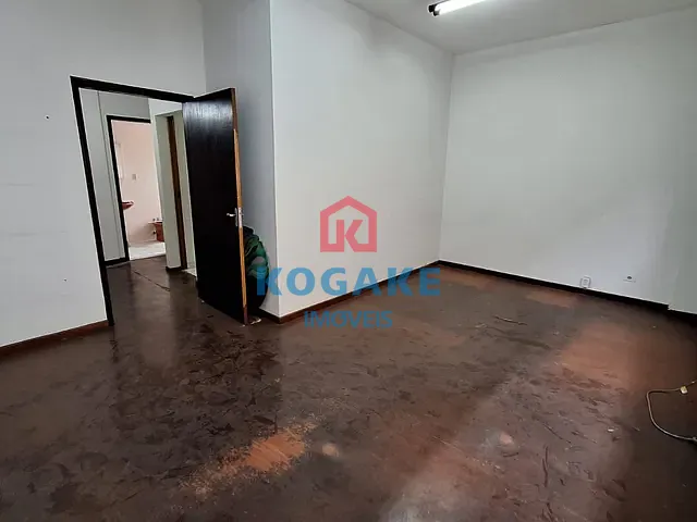 Sala à venda, no bairro Vila Adyana em São José dos Campos