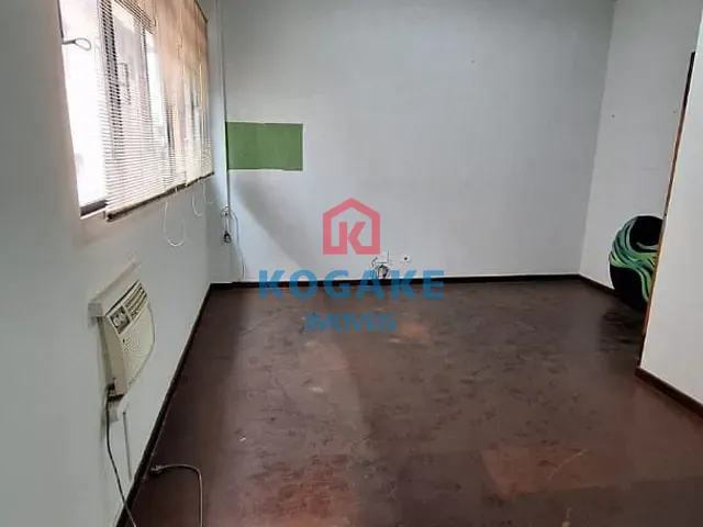 Sala à venda, no bairro Vila Adyana em São José dos Campos