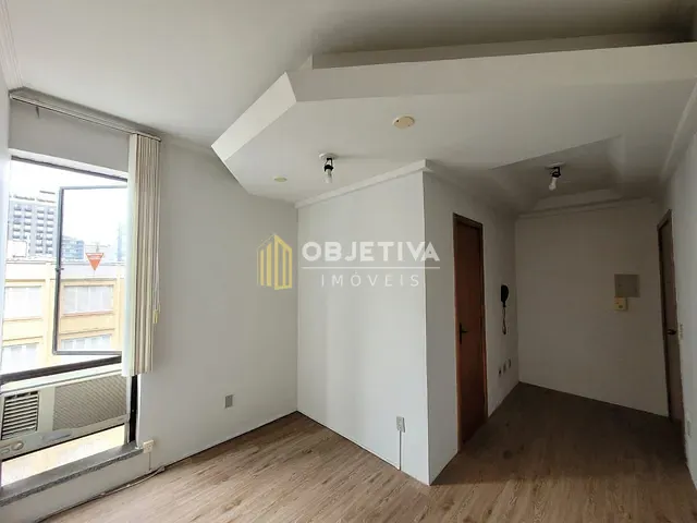 Sala para alugar, no bairro Auxiliadora em Porto Alegre