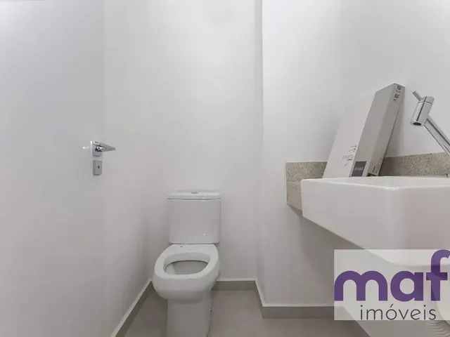 Sala com 45m², para alugar, no bairro Centro em Curitiba