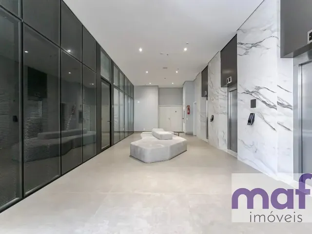 Sala com 45m², para alugar, no bairro Centro em Curitiba