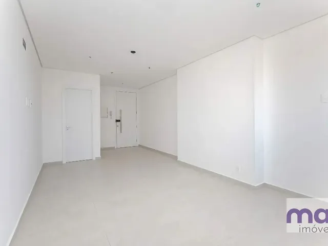 Sala com 45m², para alugar, no bairro Centro em Curitiba