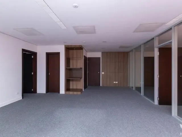 Sala à venda, no bairro Centro em Curitiba