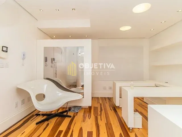 Sala à venda, no bairro Auxiliadora em Porto Alegre