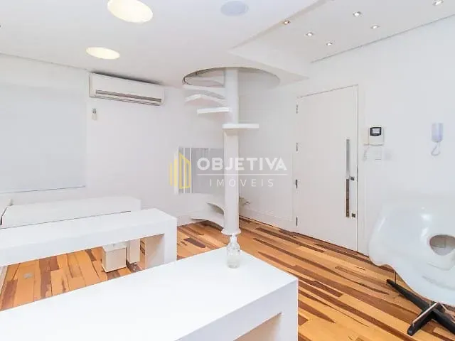 Sala à venda, no bairro Auxiliadora em Porto Alegre