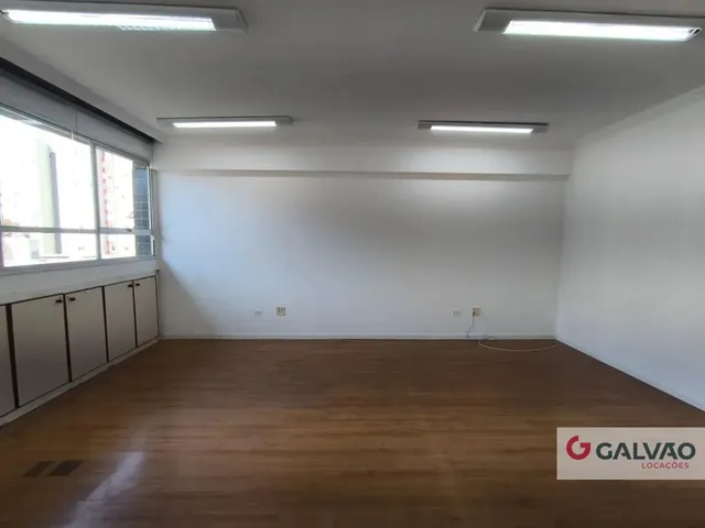 Sala para alugar, no bairro Portão em Curitiba