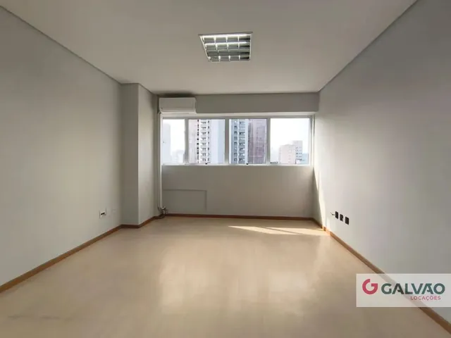Sala para alugar, no bairro Centro em Curitiba