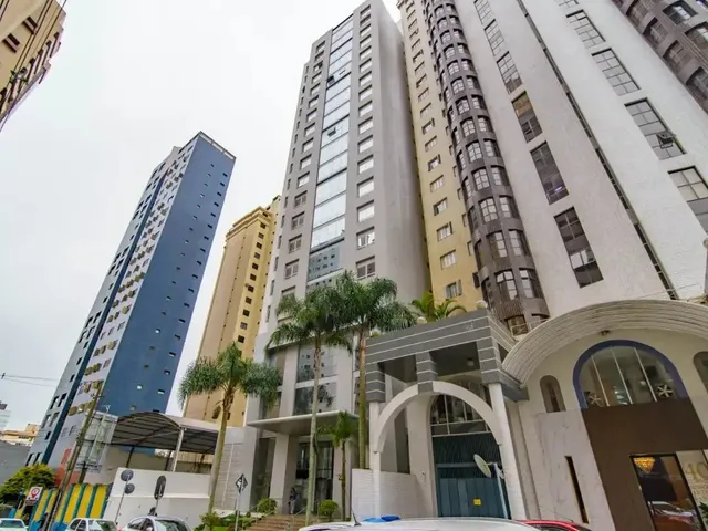 Sala à venda, no bairro Batel em Curitiba