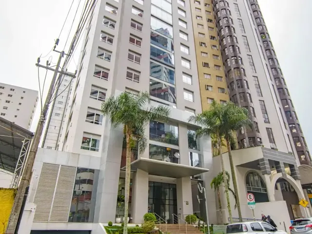 Sala à venda, no bairro Batel em Curitiba